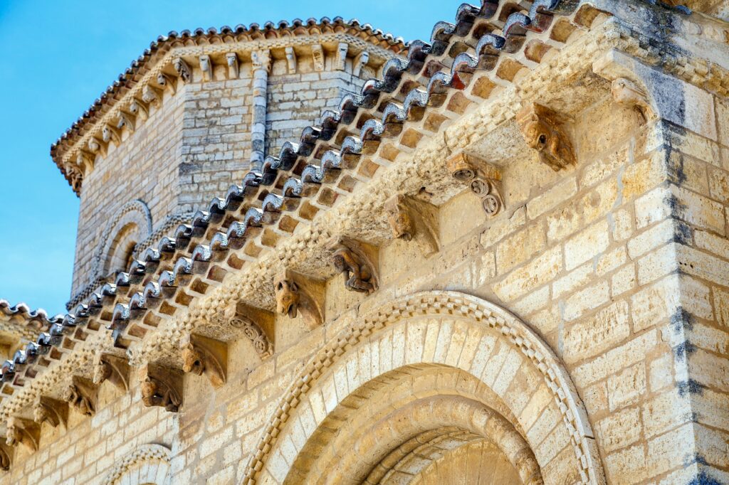 Fachada de la Iglesia de San Martín en Frómista